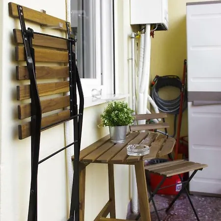 Thess Now - The Urban Moment Apartment *